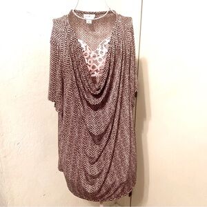 🎁LikeNew Jaclyn Smith Collection Burgundy/Cream Cowl Shortsleeve Blouse- 2X PLUS